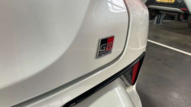 Toyota C-HR 1.8 Hybrid GR Sport 5dr CVT Hybrid Hatchback